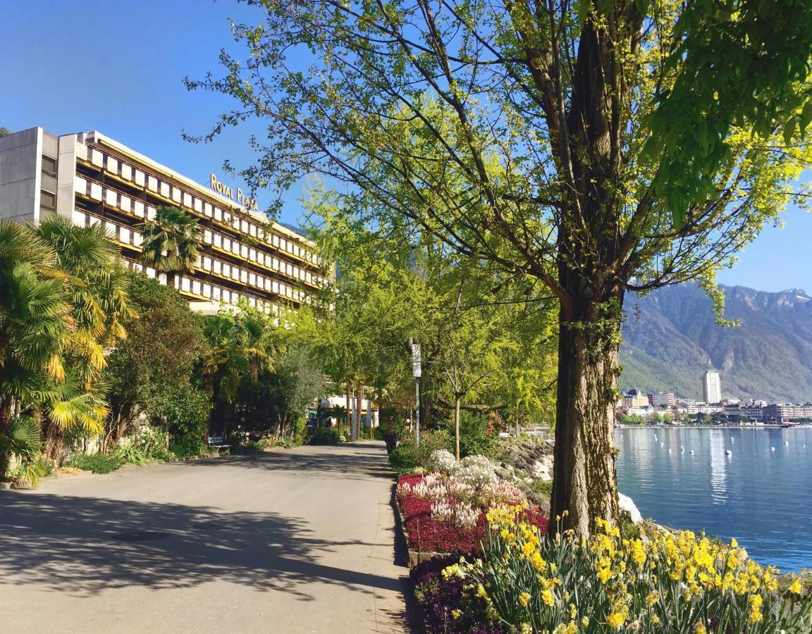Royal Plaza Montreux Hotel Exterior foto The campus of the University of Geneva